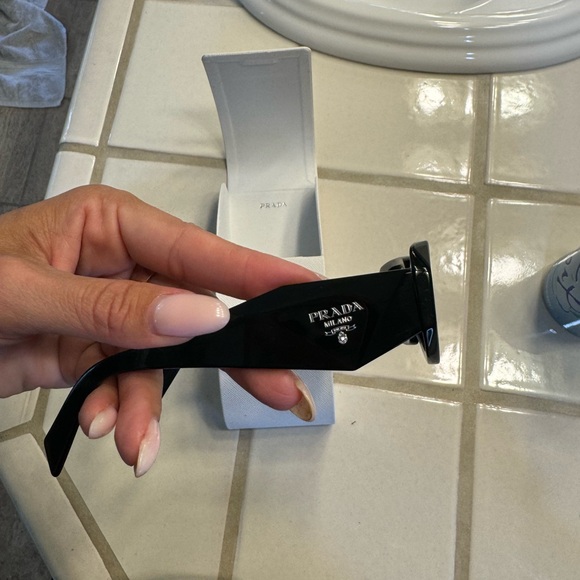 Prada Rectangular Sunglasses - Picture 4 of 9